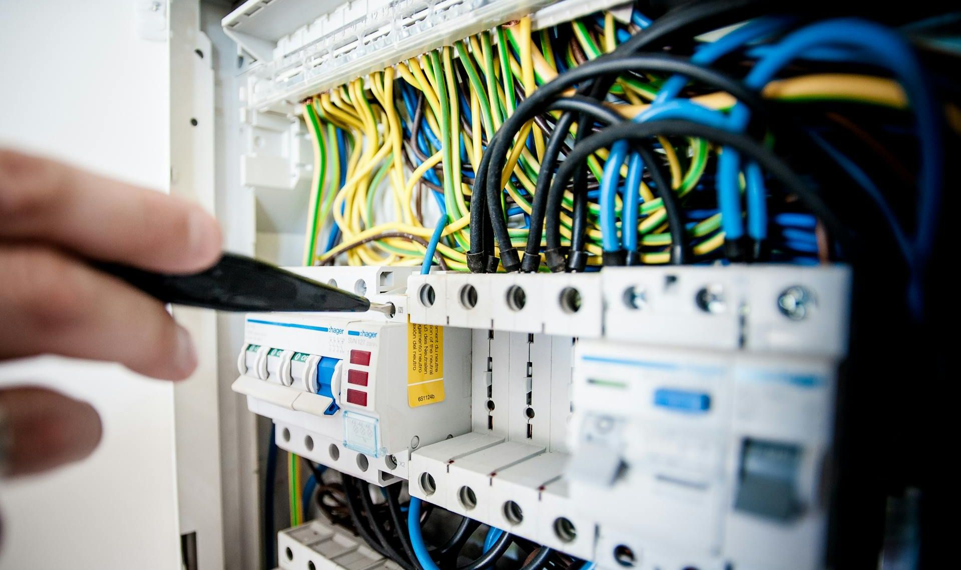 תקן לוחות חשמל